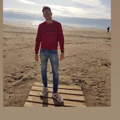 SergioPA07's profile picture. 🌎 NeverGiveUP

💼De profesión Headhunter    
💭Mi filosofía: reinventarse y afrontar los cambios
💯Mis valores: compromiso y perserverancia