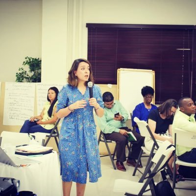 natalro1's profile picture. ACNUR Colombia - Apicultora - Creando conciencia social y ambiental. @Mieldemisamorescol