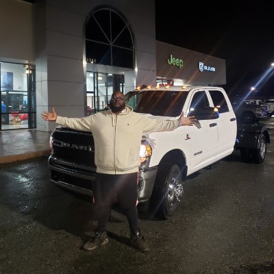 husseinm926's profile picture. Open mind Open eyes ..... Motivated .Hard worked , Ambitious , Striver , Focused .