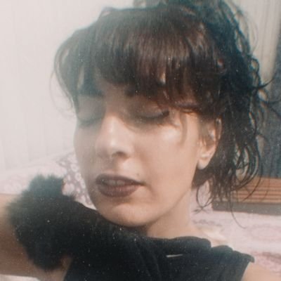 burcinngiza's profile picture. Estetiğe uyarlanmış dünyalar 🍷
📷 burçin giza shooting