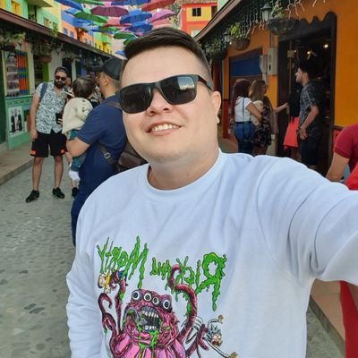 julianchakon's profile picture. Estudiante de Ingeniería Multimedia en la Autónoma de Occidente.

Amante de la música.