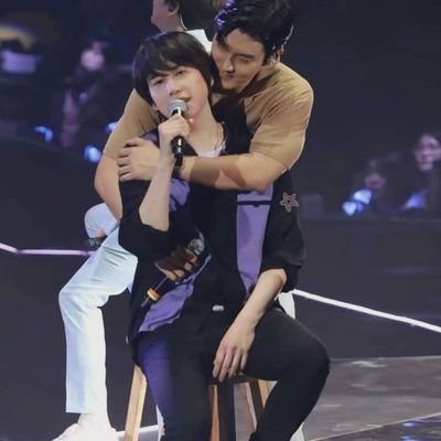 Pat_Pondtyler's profile picture. Am one weird person, I love Kpop à lot, Super Junior is my group And Heechul, Siwon and Kyuhyun are my babies 💙💙💙