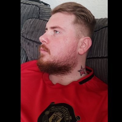 Neilinton90's profile picture. ⚽️ #MUFC 🔴⚪️⚫️