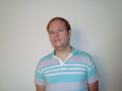 ricardoblueeyes's profile picture. 