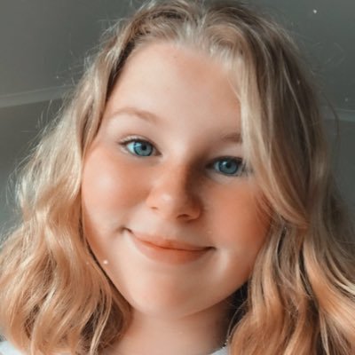 sharne_willcox's profile picture. Be the reason someone smiles today...