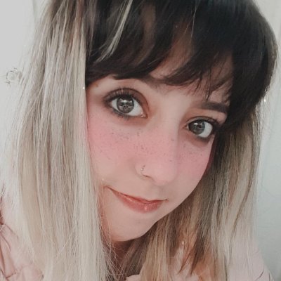 Soy Jess y a veces me gusta jugar videojuegos durante 15 horas seguidas.