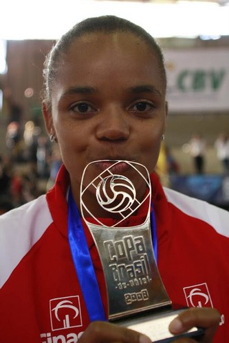 Fã Clube Oficial dedicado a jogadora Sassá. Ponteira da Seleção Brasileira de Vôlei e da equipe Sollys/Osasco