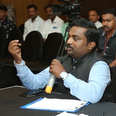 o_naanu_chethan's profile picture. Love to talk😊Walk the talk☺Feel to write😅Write the feel😊ಆಂಗ್ಲ  ಭಾಷೆಯನ್ನು ಪ್ರೀತಿಸುವ ಕನ್ನಡಿಗ,,, ನಾಟಕ ಬರವಣಿಗೆ ಜ್ಞಾನ ವಿಜ್ಞಾನ......