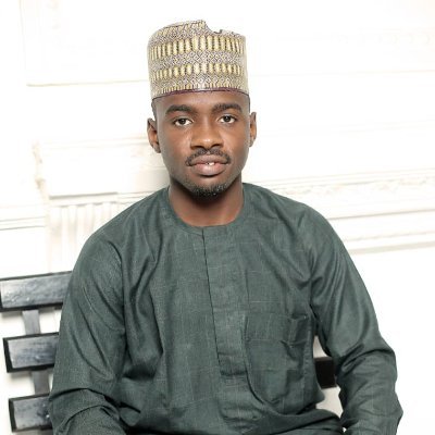 ahmed_mahmoudah's profile picture. Be willing to redefine yourself every day.🙂