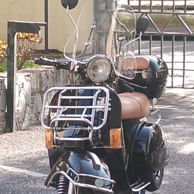 valengarcia123's profile picture. 