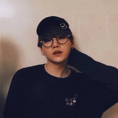 kay this is a whore acc bye
- skz/twice/bts/sns/helluva/other gay stuff