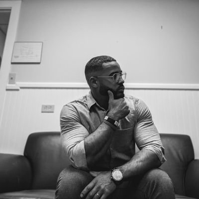 teacher_corey's profile picture. World's Strongest Learning Specialist l M.Ed Special Education l 
YouTube: Two Minute Teaching #TMT #educateanddominate