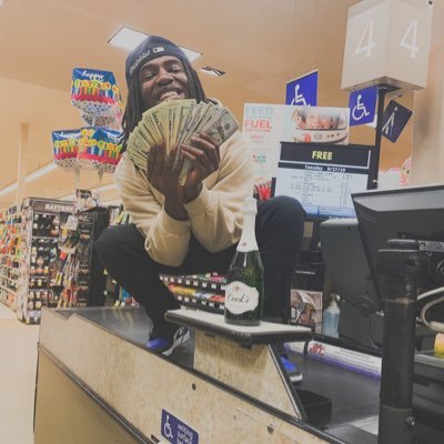 realtraptaker's profile picture. .H90DSTA. 0IP DOM, RIP KARI CA$H. JALON 🌎. CLUBHOUSE x YANKN. #28. BBM. TBYB 4L. FEDERAL WAYS FINEST📍 #CourtesyOfCozyCuz