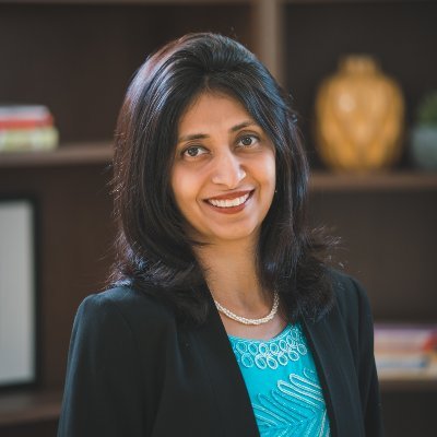 Payal Nanjiani is a world-renowned leadership expert & New York award-winning author of leadership books. Payal helps leaders & entrepreneurs become successful.