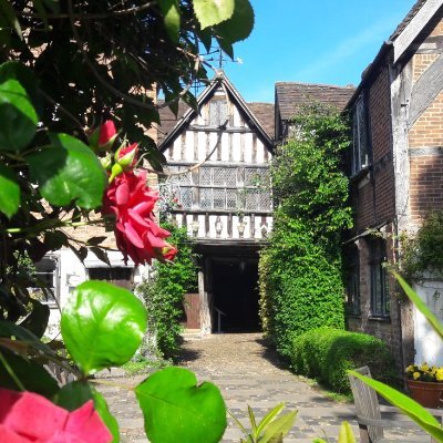 Late medieval merchant's house, rescued from demolition, in Worcester city. The Old Oak Café and Garden are now open Tue-Sat, 10.30am-4.00pm, no booking needed.