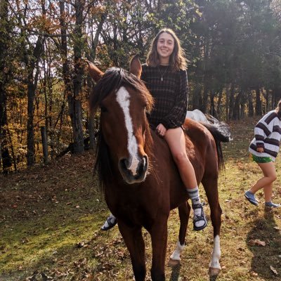 erinlyn028's profile picture. EES 028 🌿
Apis mellifera fanatic