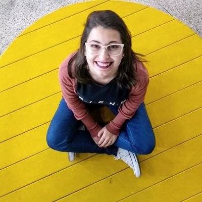 Onde eu piso, grama não nasce.
Jornalista e ariana ♈