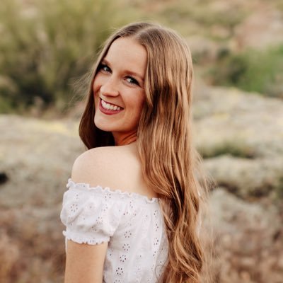 lexiiistark's profile picture. avid bird watcher and flower lover. peace, love, and mac n cheese! she/her