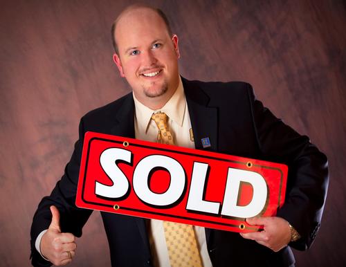 BeiserRealty's profile picture. *FULL-TIME REALTOR
*Board Member,Village of Winneconne 2009-2012
*Licensed Real Estate Broker
*2008/2009 Vice President,Winneconne Area Chamber of Commerce