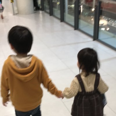 長男次男長女の子どもがいる保育士です♡ワンオペ育児頑張ろう！