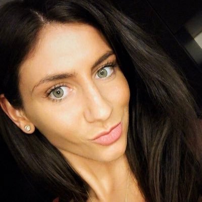 abbyunis12's profile picture. PA➡️TX➡️KS➡️FL