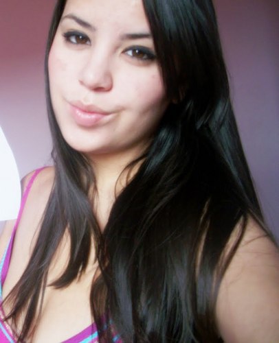 Aline, 17 Anos, leonina, Apaixonada Pela Vida, amigos e Famlia.