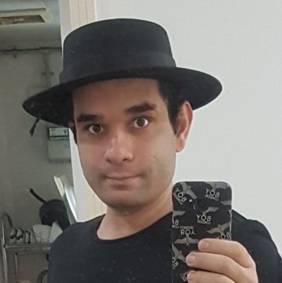 Ehsan_mhmdze's profile picture. 🏠living in Shenzhen, China 🖖 Geek 🕴 INTJ 📚Bookworm. speculative fiction, poem, mythology, religion, history. 🕯Agnostic