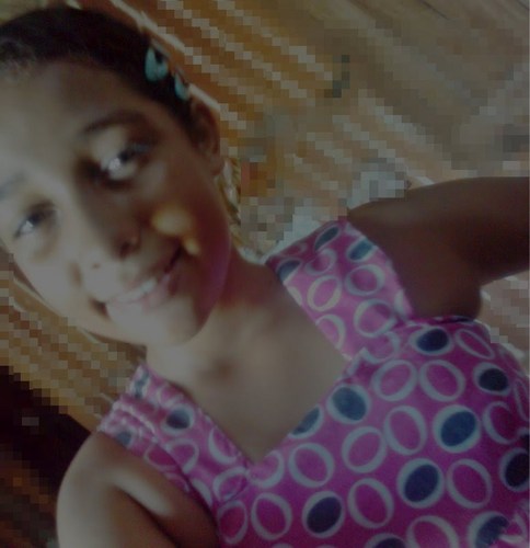 corinthiana,libriana,brasileira,estudante,irmã,filha, amiga,doida,legal,alegre,coca-cola,livros,filmes,amigos,familia,orkut,msn e RESTART.