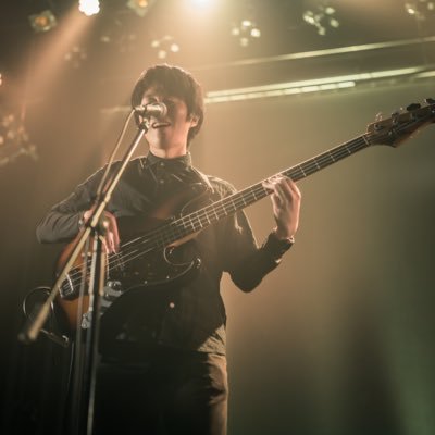 新居浜で活動するロックバンドtheGoodByeYouthのBa.です。地域メディアでメディアっぽくない仕事してます!