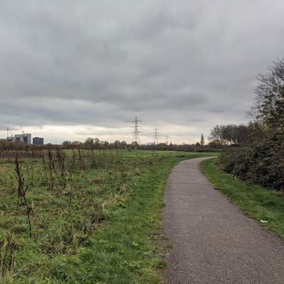 French Londoner. Expect a mix of (re)tweets about politics, cycling, local government, football or nature. Or about something entirely different.