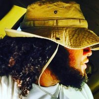 Yo (@debbieloww) 's Twitter Profile