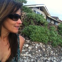 Lori Wylie - @LoriLWylie Twitter Profile Photo