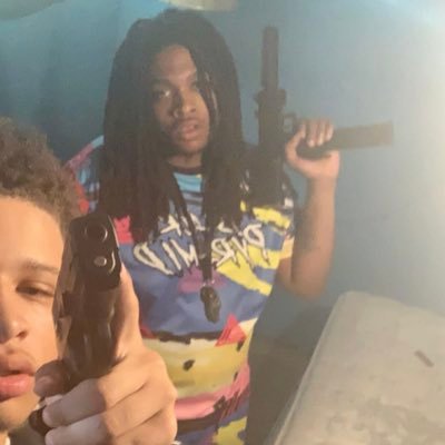 Dev_Finessin's profile picture. These Haters Gotta Job To Do & Ima Put They Ass To Work #BallinAintACrime ♊Gemini R.I.P BABA, Moms,MC, AP, ManMan #MKE IG:Dev_finessin #FAMILYLOGISTICSLLC