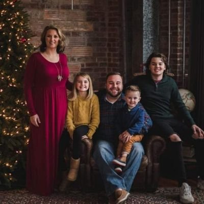 jdavenport33's profile picture. Bowling Green graduate! Certified NFLPA agent! Living out my childhood dream!