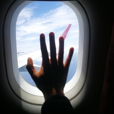 moankii's profile picture. Silence.