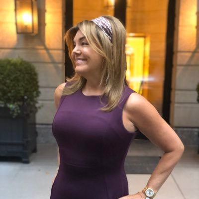 Janetelias's profile picture. Loving, Creative Teacher, Tech-pert, MOMager & World Traveler always living life to the fullest! #YOLO #HalfFull #LifeLongLearner