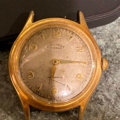 Trying to solve a family mystery as to the origin of my late grandfather’s wristwatch. Please re-tweet my plea on the small chance someone recognised the watch.