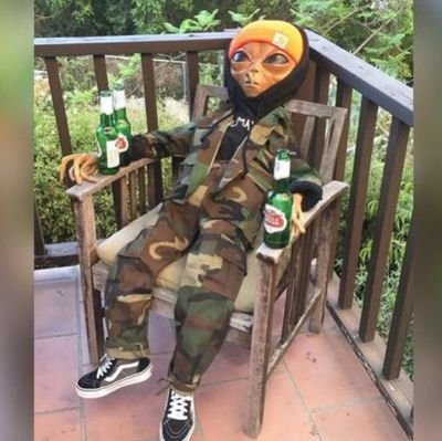 🔛Programmer
I enjoy programming discord for my friends🖖🏽