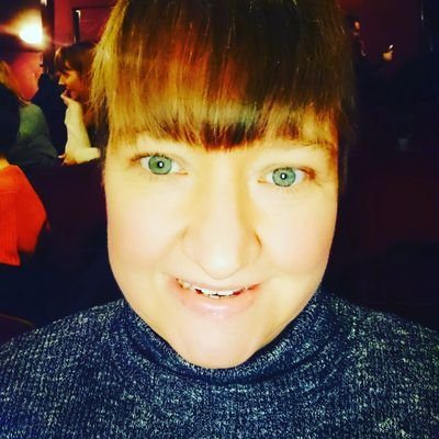Hi I'm Fiona very happily married woman to my wonderful husband and a full time mammy.