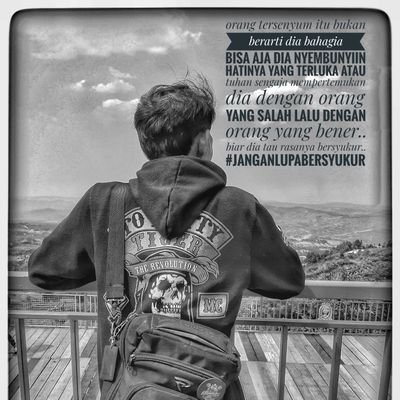 hz_herry's profile picture. pernah menyakiitii hatii,,melupakan janjii semuaa karenaa kitaa inii manusiaa