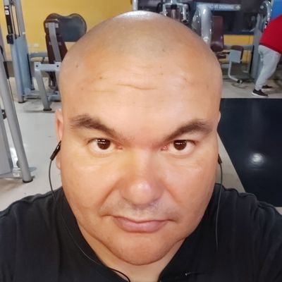 conciente de lo que pasa en el mundo principalmente en mi pais , siempre con respeto #apruebo ,del OHI OHI