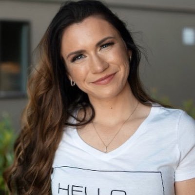 Coach | Multiple Business Owner | Taco lover
In the 2% of women-owned business owners that gross over $1 million a year, showing you what is possible!