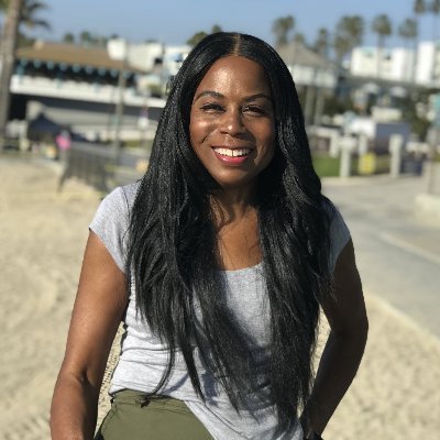 PWilliamsMarks's profile picture. Podcaster, Screenwriter, Author of Thrillers and How-to's. Sensitivity Reader. Listen to https://t.co/FDoRXWpCz9 Podcast on iTunes: https://t.co/OXgv1SulWJ