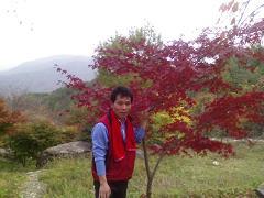 lhc6096's profile picture. 