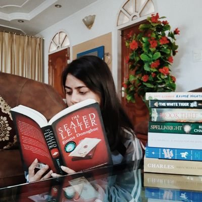 bookwigreviews's profile picture. books~love
.
.
Instagram: @bookwigreviews