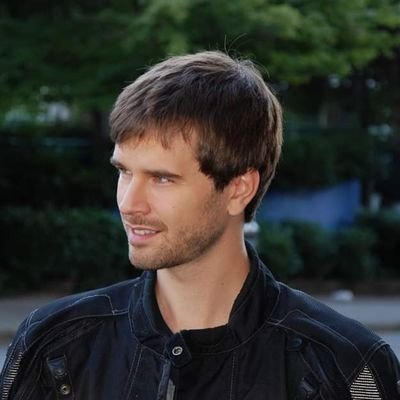 Love Heartland🐎❤️
I am following Graham Wardle .....this page is  dedicated to Him❣️
I'm a lover of books, visiting new countries, landscaping🌹🌺💐