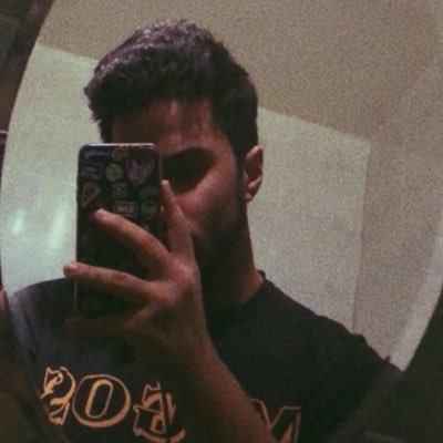 SMusharrakh's profile picture. #hippie 🚬💛