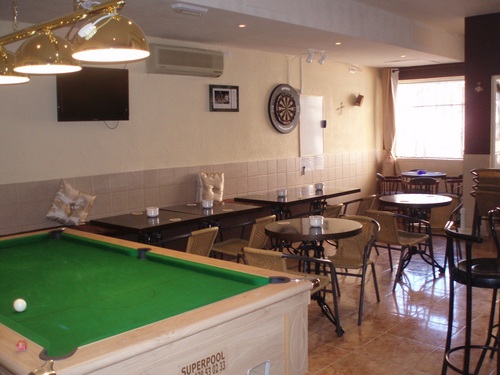 BlueBanana38's profile picture. A BIG hi to all we are a Friendly English style Pub in Ibensa Square Benalmadena. We offer great value for money and friendly service(So we are told ..)