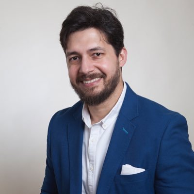 Periodista y docente. 📻📺🗞 @ondamadrid @DAZN_ES y dirijo El Periódico de Montegancedo. Pongo pasión en lo hago. Deporte, música, cine, publicidad y marketing.