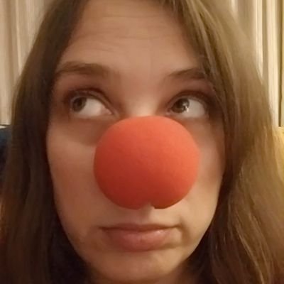 garotalmeria's profile picture. Me gustas, Democracia, porque estás como ausente...
